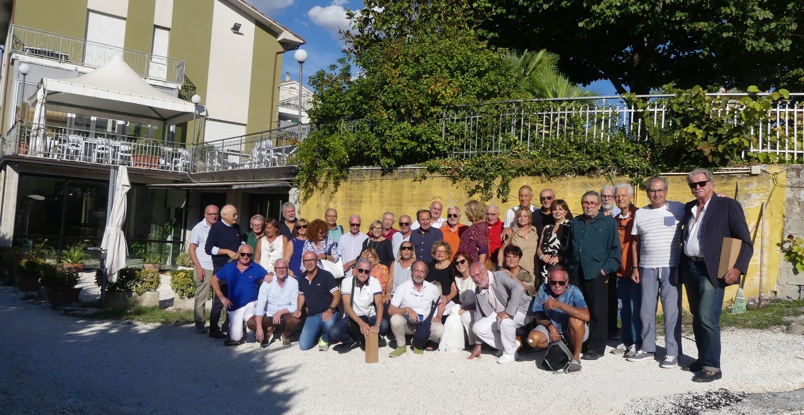 Scopri di più sull'articolo Banca Popolare di Ancona: grande festa dei pensionati ieri nelle Marche